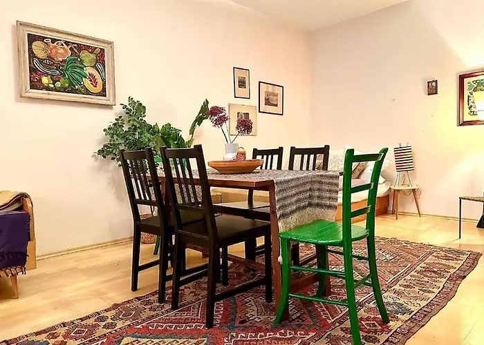 Apartamento Next To First District, Traditional *